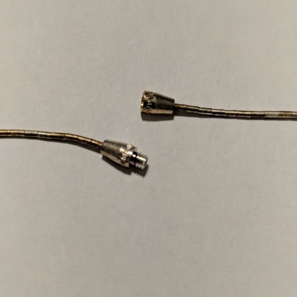 Gold color necklace - Picture 4 of 4